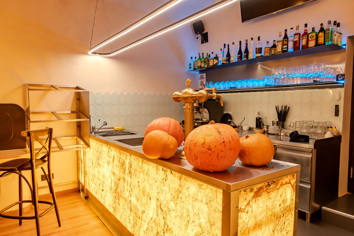 Atmosphere Cafe Pub (1)