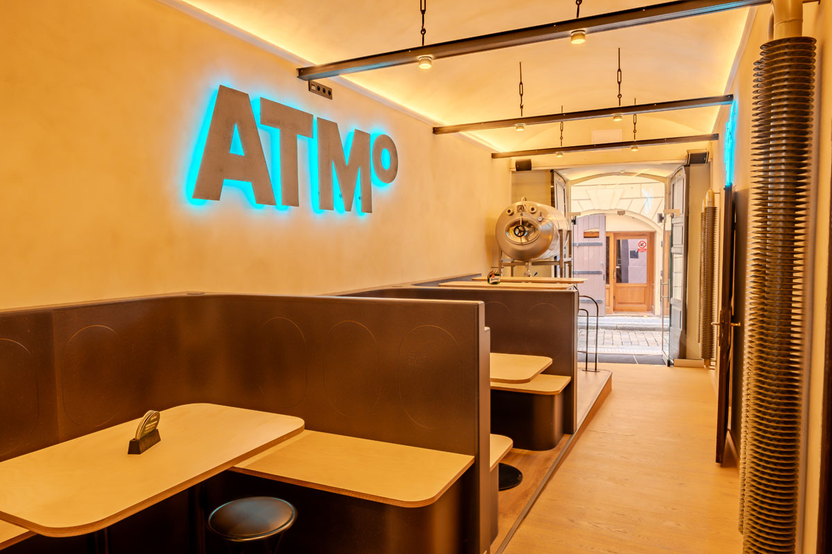 Atmosphere Cafe Pub (2)